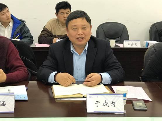 说明:C:\Users\zdh-zm\Desktop\宿迁市宿豫区与厂长资源
厂长资源
、人工智能学院科技合作交流会191212\照片\IMG_1102.JPG